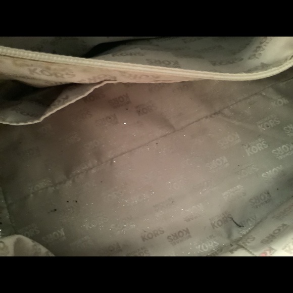 Beautiful leather gold Michael kors satchel bag - Picture 5 of 7